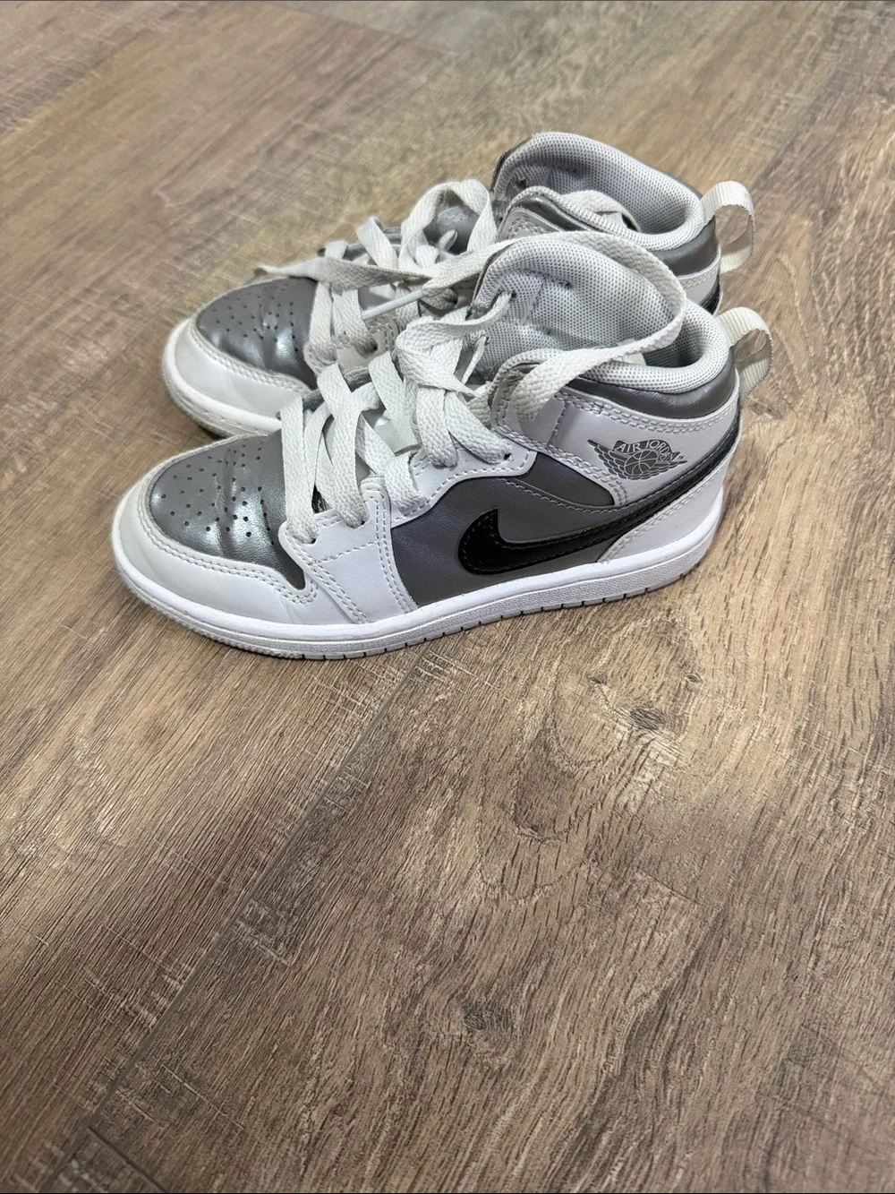 Jordan Kids Mid-Top Sneakers in White, Gray and Black
